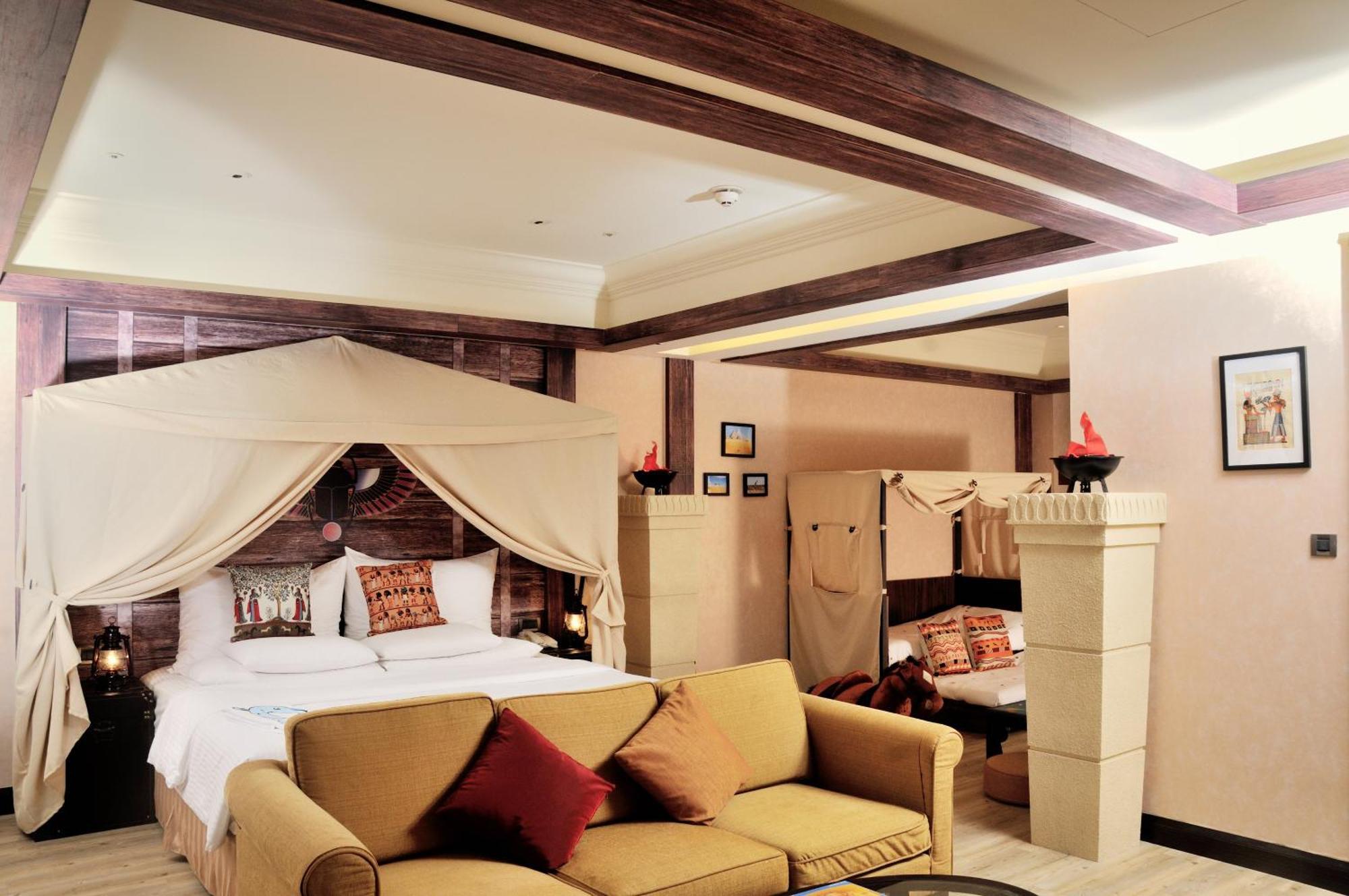 E-Da Royal Hotel Đại Thụ Ngoại thất bức ảnh A suite at the hotel