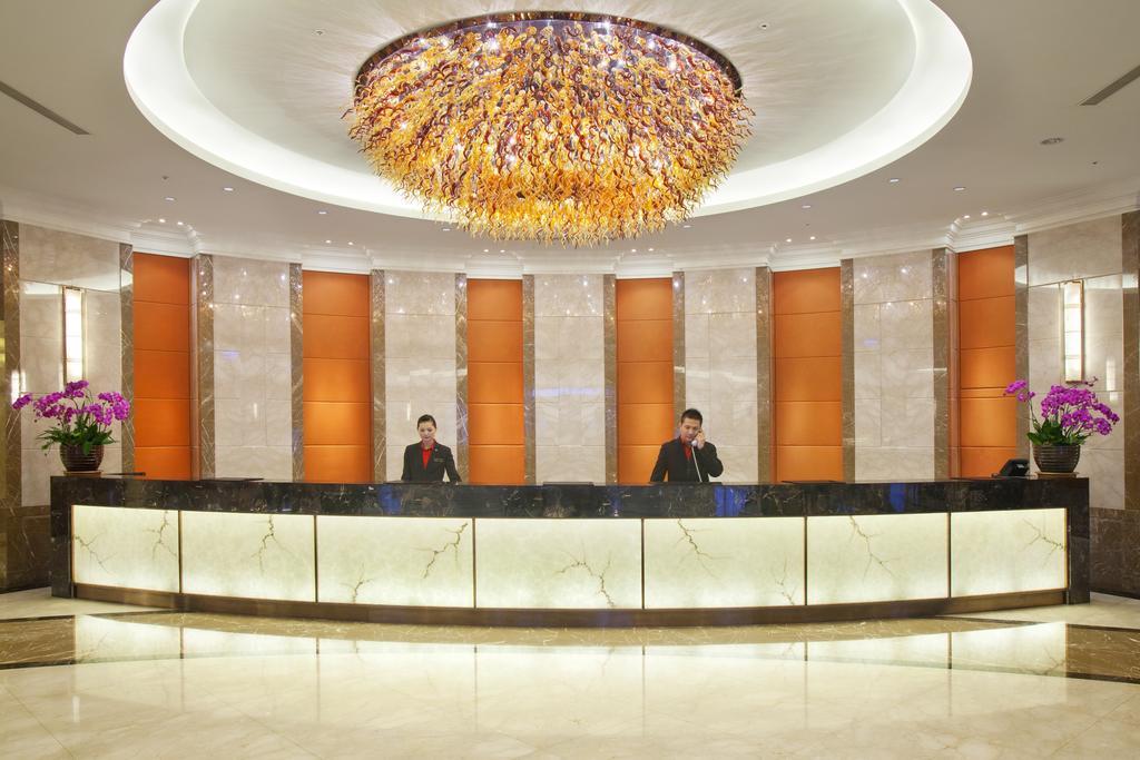 E-Da Royal Hotel Đại Thụ Nội địa bức ảnh The lobby of the hotel
