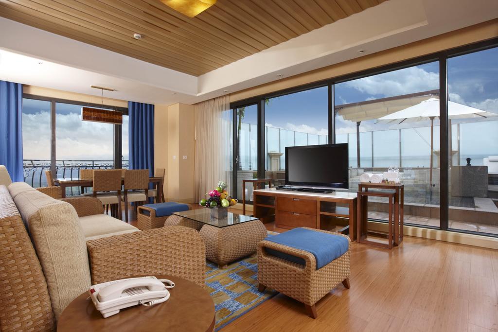 E-Da Royal Hotel Đại Thụ Phòng bức ảnh Suite